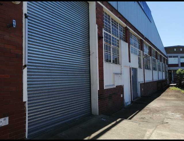 1,630M² WAREHOUSE TO LET IN WESTMEAD